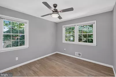 4752 Carterwood Drive, Fairfax, VA 22032 - Photo 16