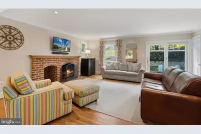 210 Falcon Ridge Road, Great Falls, VA 22066 - Photo 26