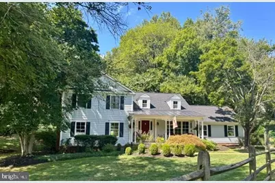 210 Falcon Ridge Road, Great Falls, VA 22066 - Photo 1