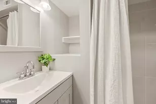 7400 Meadowleigh Way, Alexandria, VA 22315 - Photo 30