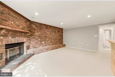 7400 Meadowleigh Way, Alexandria, VA 22315 - Photo 28