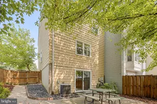 7400 Meadowleigh Way, Alexandria, VA 22315 - Photo 34