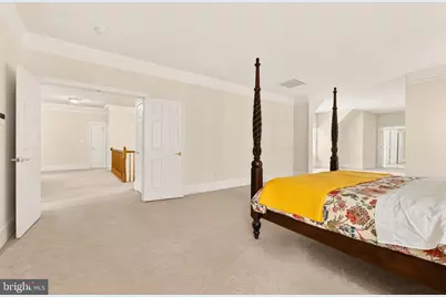 9860 Palace Green Way, Vienna, VA 22181 - Photo 28