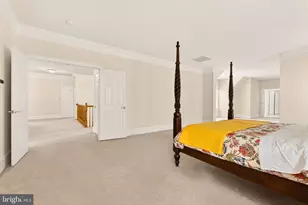 9860 Palace Green Way, Vienna, VA 22181 - Photo 28