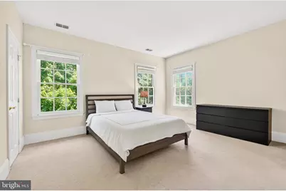 9860 Palace Green Way, Vienna, VA 22181 - Photo 42