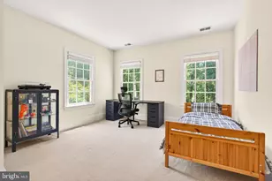 9860 Palace Green Way, Vienna, VA 22181 - Photo 40
