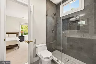 9860 Palace Green Way, Vienna, VA 22181 - Photo 42