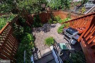 6074 Kestner Cir, Alexandria, VA 22315 - Photo 38