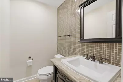 1433 McLean Mews Court, McLean, VA 22101 - Photo 10