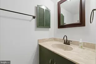 1433 McLean Mews Ct, McLean, VA 22101 - Photo 42