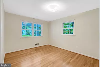 1521 Forest Villa Lane, McLean, VA 22101 - Photo 28