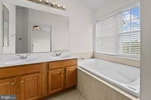 13554 Lavender Mist Ln, Centreville, VA 20120 - Photo 20