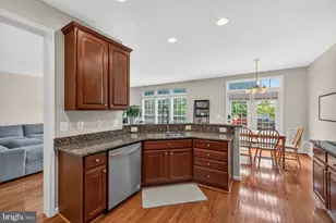 7996 Almeda Ct, Lorton, VA 22079 - Photo 8