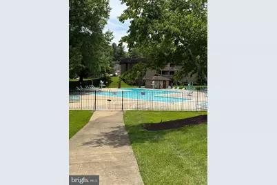 5808 Royal Ridge Drive #J, Springfield, VA 22152 - Photo 4
