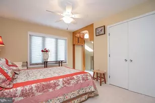 11696 Fox Glen Dr, Oakton, VA 22124 - Photo 30