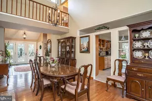 11696 Fox Glen Dr, Oakton, VA 22124 - Photo 12