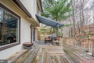 11696 Fox Glen Dr, Oakton, VA 22124 - Photo 34