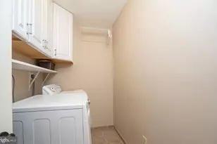 11696 Fox Glen Dr, Oakton, VA 22124 - Photo 44