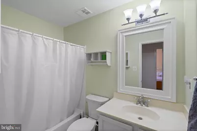 12241 Parkstream Terrace, Herndon, VA 20170 - Photo 14