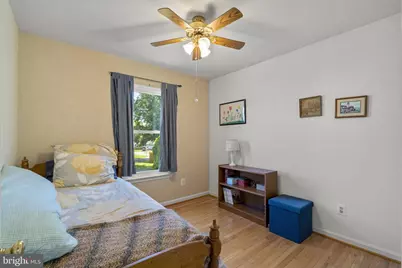 12241 Parkstream Terrace, Herndon, VA 20170 - Photo 12