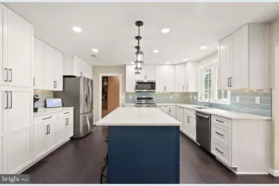 15445 Martins Hundred Drive, Centreville, VA 20120 - Photo 18