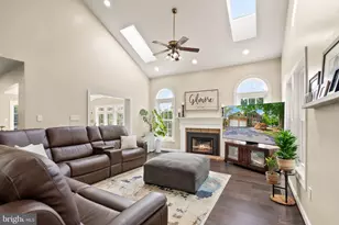 15445 Martins Hundred Dr, Centreville, VA 20120 - Photo 12