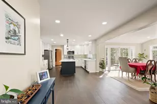 15445 Martins Hundred Dr, Centreville, VA 20120 - Photo 10