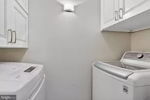 1541 Lincoln Way, McLean, VA 22102 - Photo 8