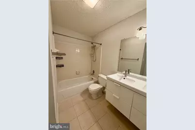1541 Lincoln Way #204, McLean, VA 22102 - Photo 12