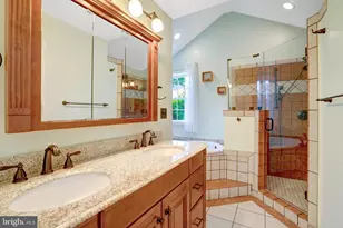 8517 Electric Ave, Vienna, VA 22182 - Photo 50