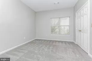 14302 Rosy Ln, Centreville, VA 20121 - Photo 16