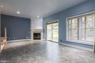 9551 Lagersfield Cir, Vienna, VA 22181 - Photo 32