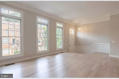9551 Lagersfield Circle, Vienna, VA 22181 - Photo 4