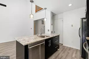 6182 Stonepath Cir, Centreville, VA 20120 - Photo 16