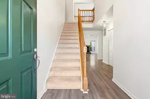 6182 Stonepath Cir, Centreville, VA 20120 - Photo 4