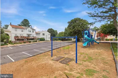 5906 Bridgetown Court #37, Burke, VA 22015 - Photo 32