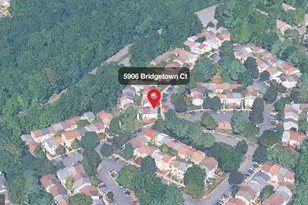 5906 Bridgetown Ct, Burke, VA 22015 - Photo 2