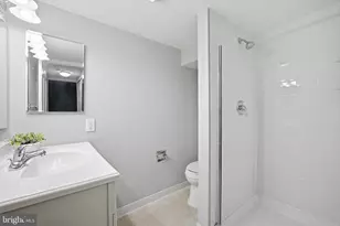 7621 Provincial Dr, McLean, VA 22102 - Photo 30