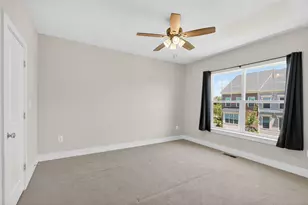 5128 Ridgeview Retreat, Chantilly, VA 20151 - Photo 18