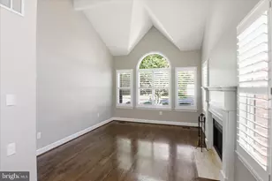 1456 Hampton Hill Cir, McLean, VA 22101 - Photo 8
