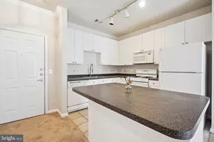 9490 Virginia Center Blvd, Vienna, VA 22181 - Photo 6