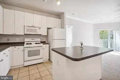 9490 Virginia Center Boulevard #240, Vienna, VA 22181 - Photo 4