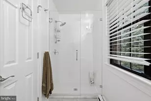 710 Live Oak Dr, McLean, VA 22101 - Photo 38