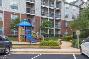 1571 Spring Gate Dr., McLean, VA 22102 - Photo 6