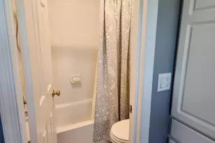 3720 Mt Airey Ln, Annandale, VA 22003 - Photo 22