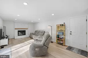 8347 Terra Grande Ave, Springfield, VA 22153 - Photo 12
