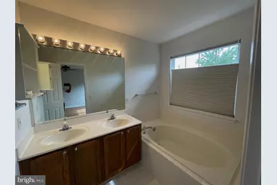 13511 Bannacker Place, Herndon, VA 20171 - Photo 36