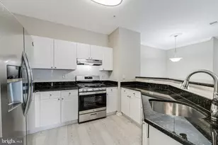 11355 Aristotle Dr, Fairfax, VA 22030 - Photo 14