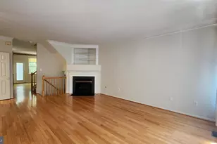 7719 Sullivan Cir, Alexandria, VA 22315 - Photo 2
