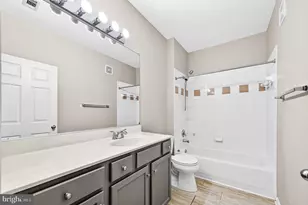 13386 Connor Dr, Centreville, VA 20120 - Photo 32